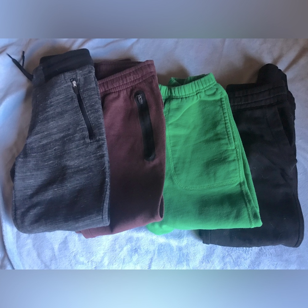 Boys size 8 sweatpants, lot of 4 pants.